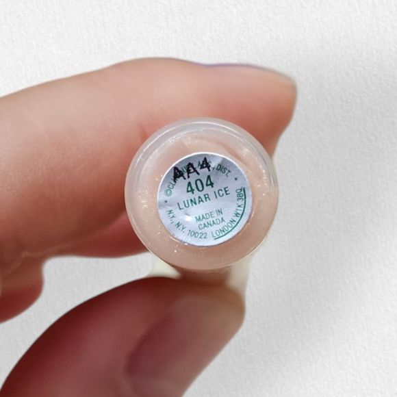 Clinique Bundle of Blush, and Lip Colors - Picture 6 of 14